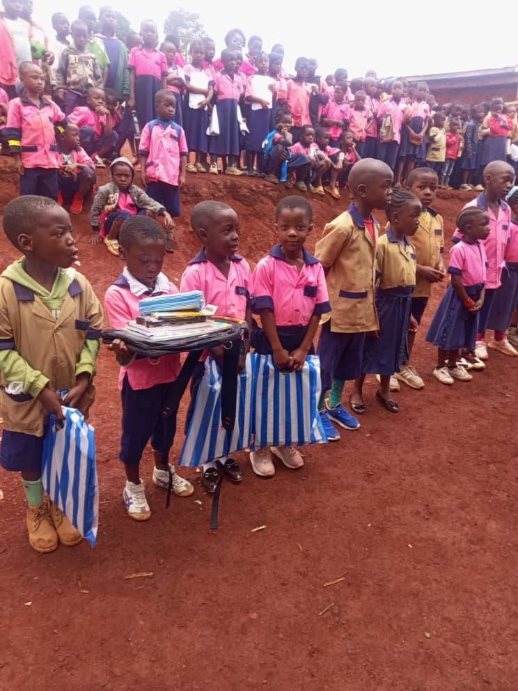 festiva un enfant un cadeau 15